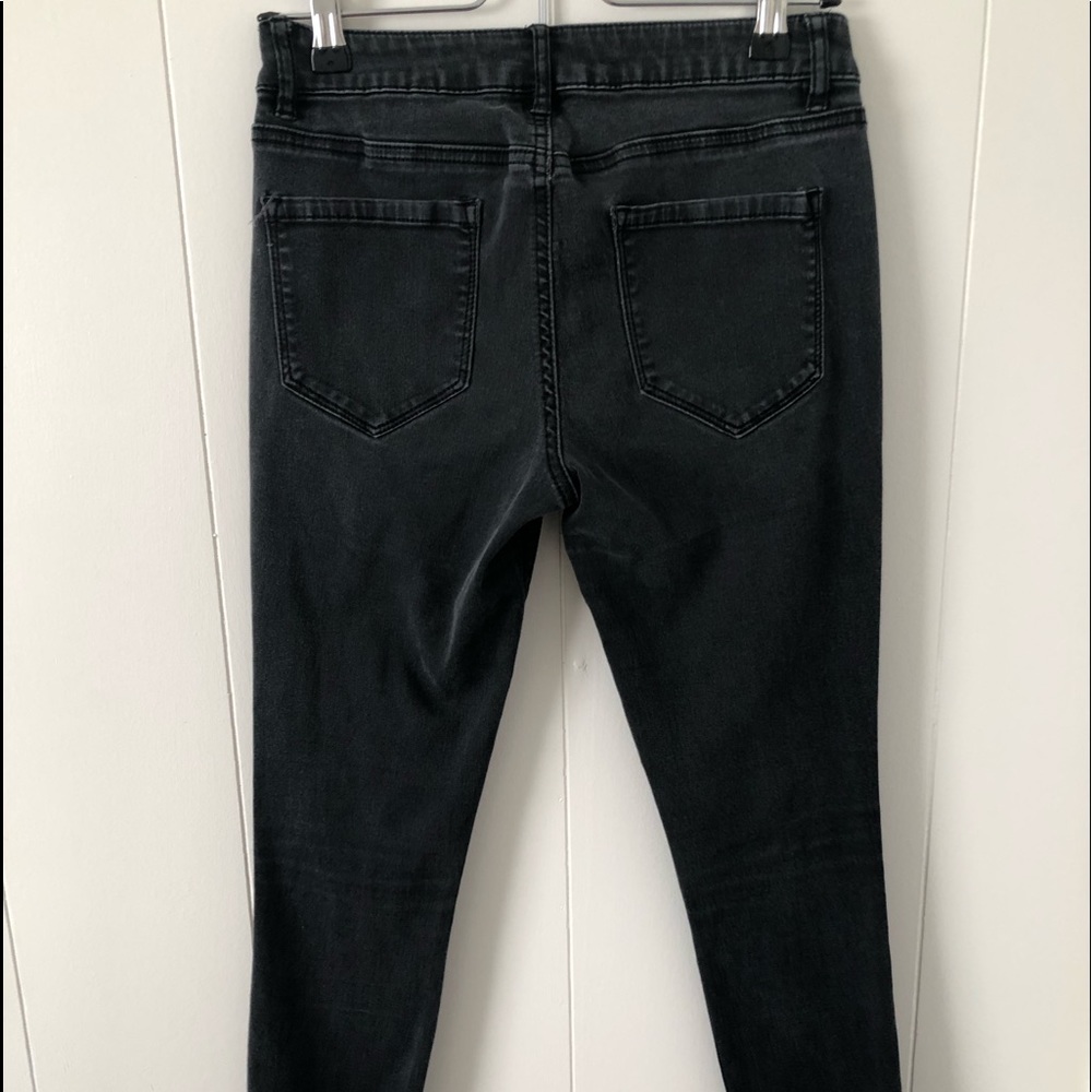black refuge jeans
